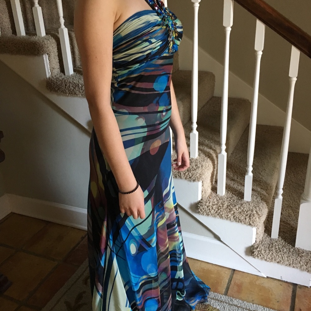 Formal - Picture 2 of 4